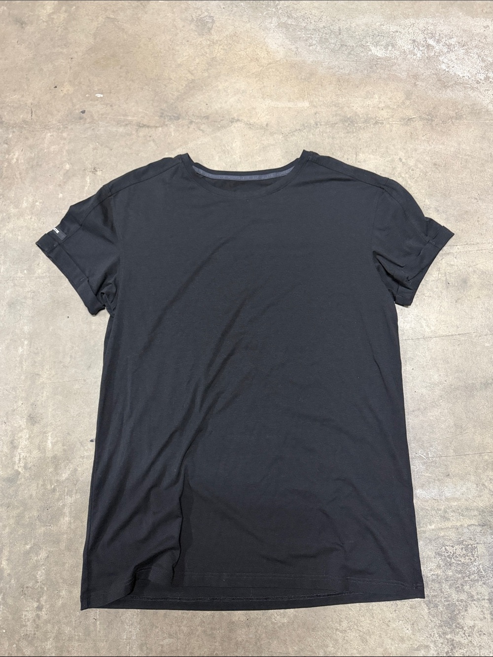Alphalete Rolled Muscle Tee- Black